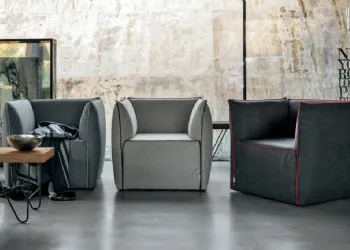 Fauteuil rembourré en tissu