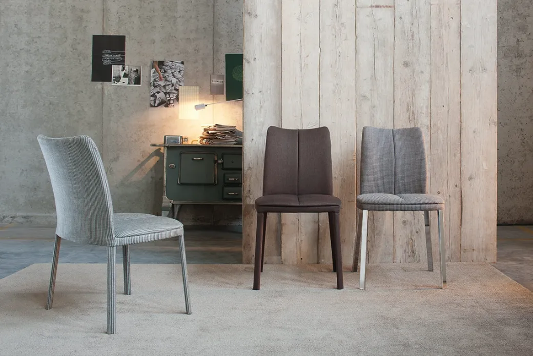 Chaise tissu enduit métallique