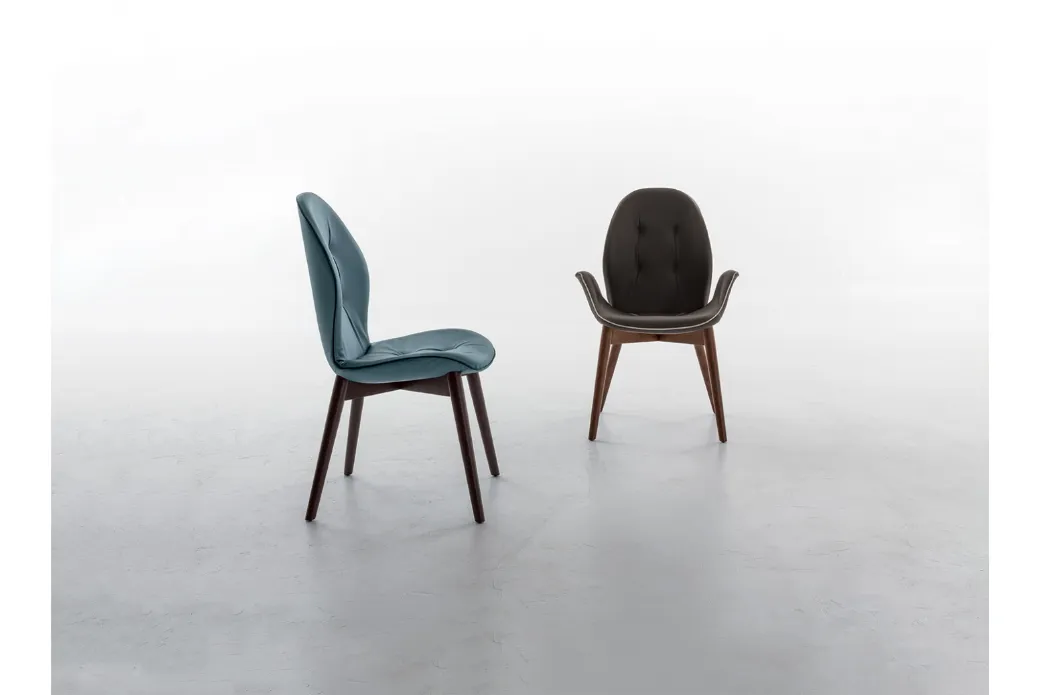 Chaise en cuir avec ou sans accoudoirs