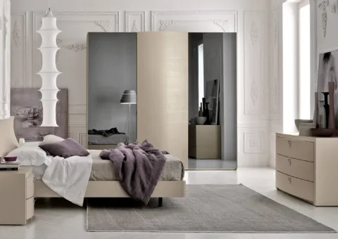 Armoire avec miroir et Matt Hinged Laque