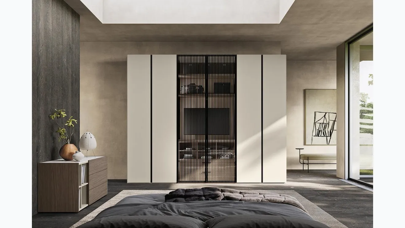 Armoire avec portes battantes laquées et pliantes en verre Comp N20 laqué et verre de Mobilgam.