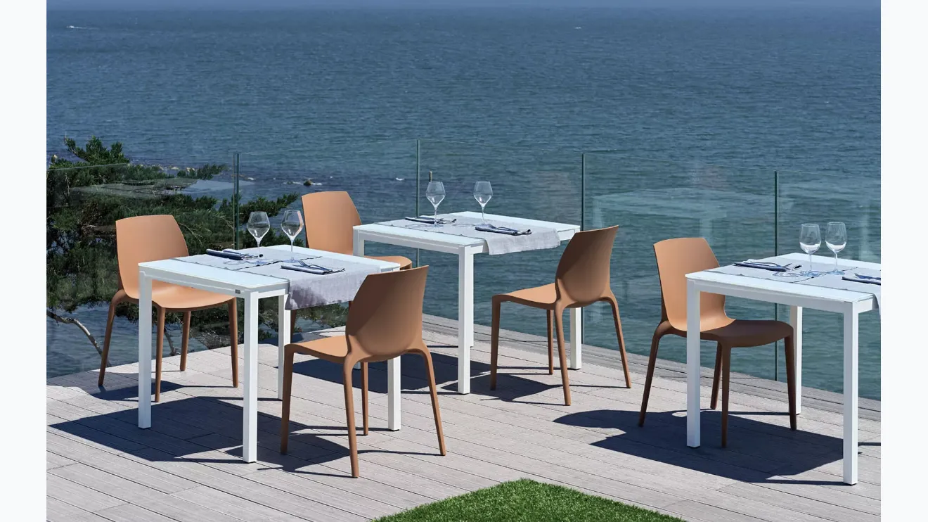Ecco la traduzione corretta in francese:

**Table Dies