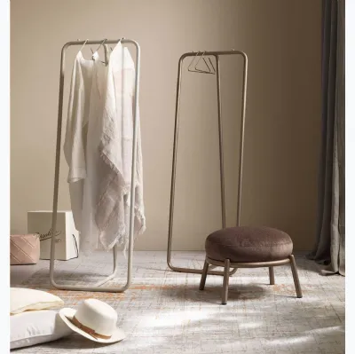 Porte-manteau en acier Bric et Brac de Rosini Night