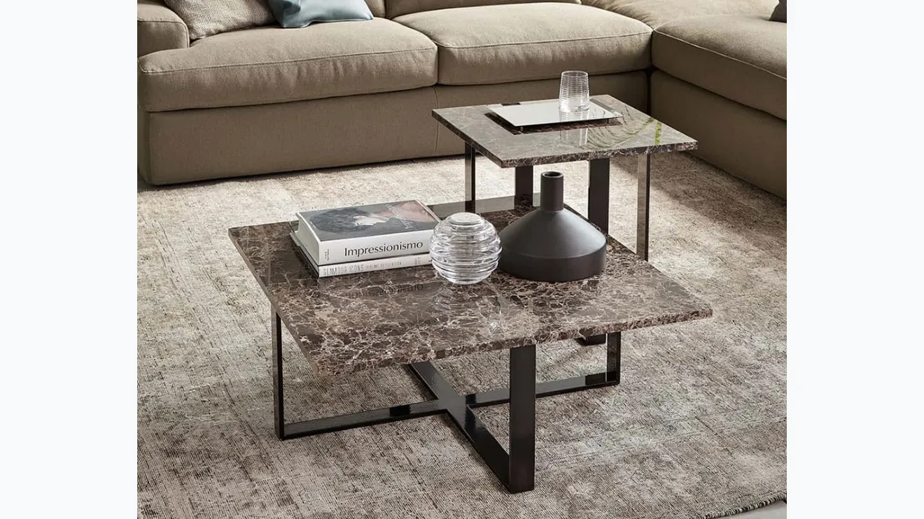 Table basse Heathrow avec dessus en marbre de Rosini Divani