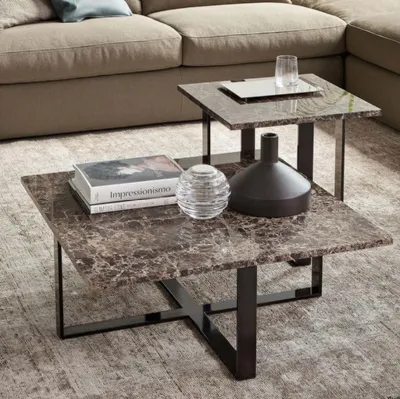 Table basse Heathrow avec dessus en marbre de Rosini Divani