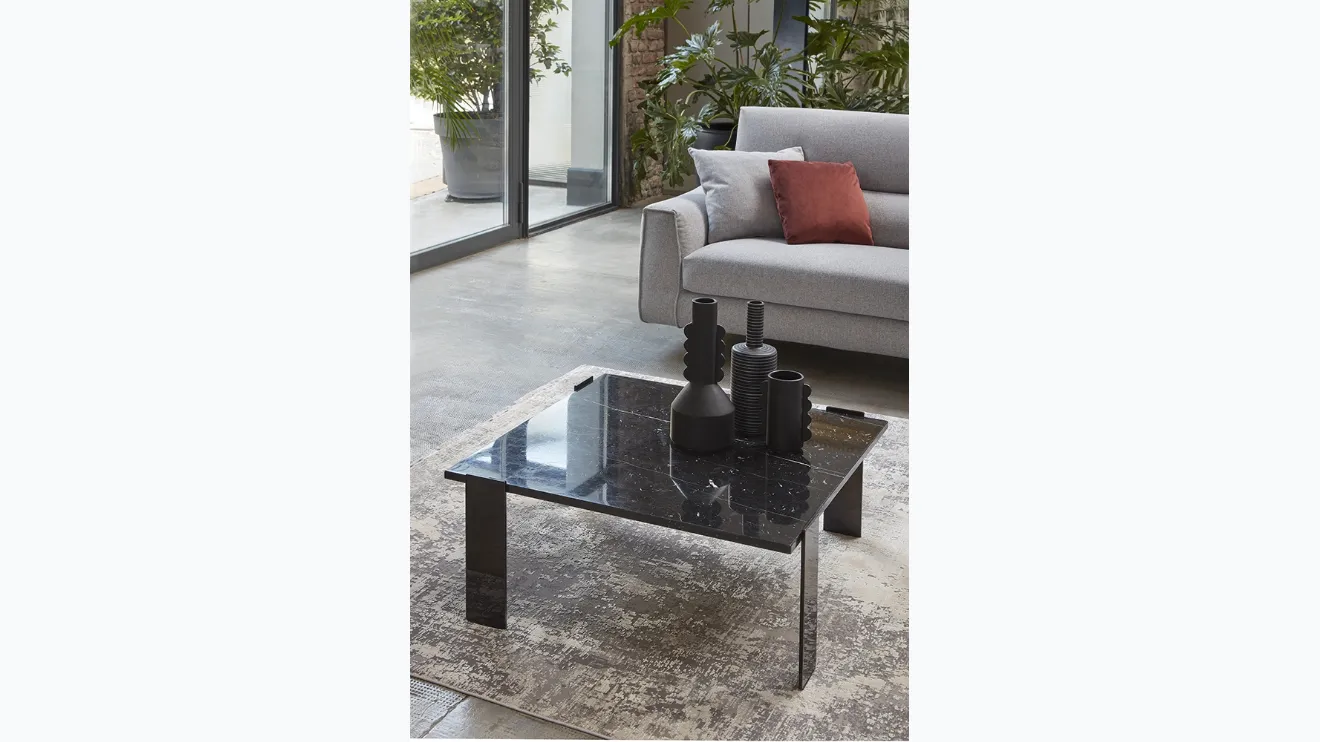 Table basse Melbourne avec plateau en marbre de Rosini Divani