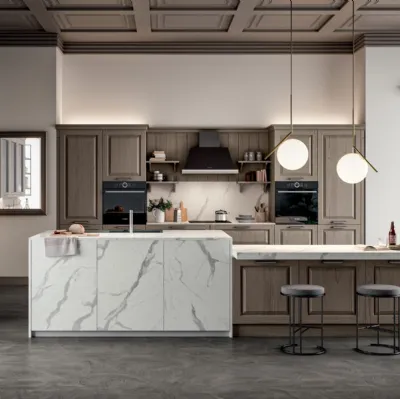 Cuisine Classique en frêne laqué avec l'îlot Romantique 01 de Gentili Cuc