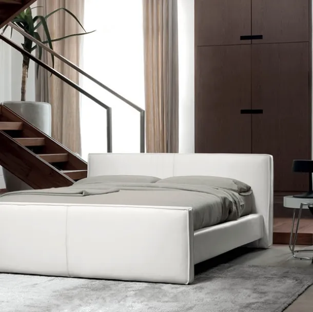 Lit Gordon avec bout de lit de Rigosalotti