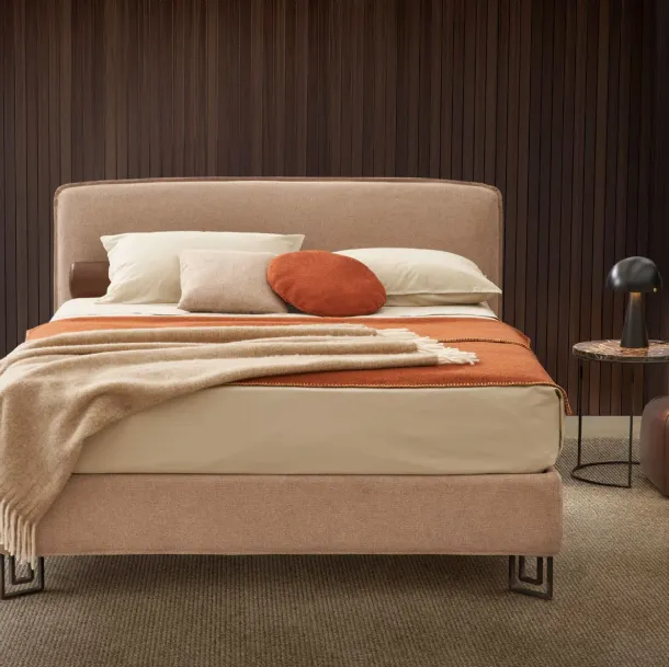 Lit avec tête de lit Kiss de Rosini Night