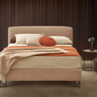 Lit avec tête de lit Kiss de Rosini Night