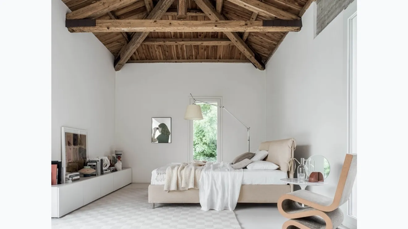 Lit en tissu avec tête de lit Max de Rigosalotti