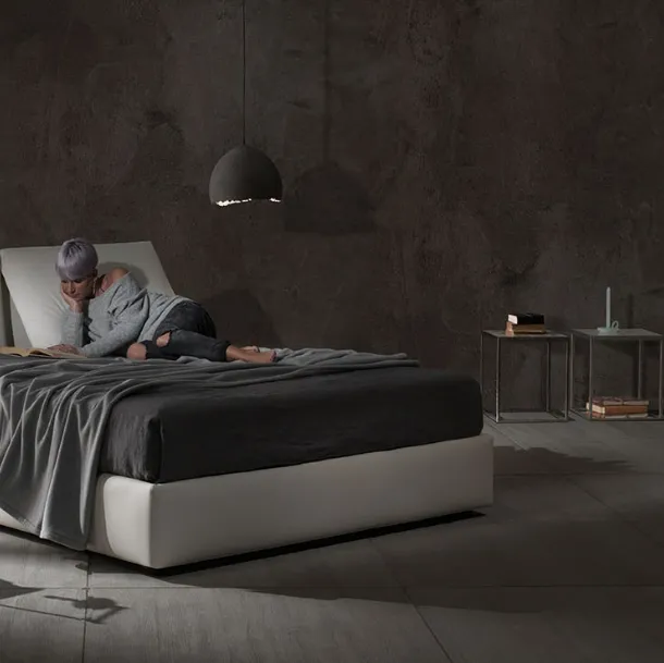 Lit double Zoè Tre Ring 28 en velours rembourré par Excò