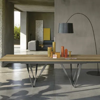 Table extensible Wave en finition chêne noueux de Sedit