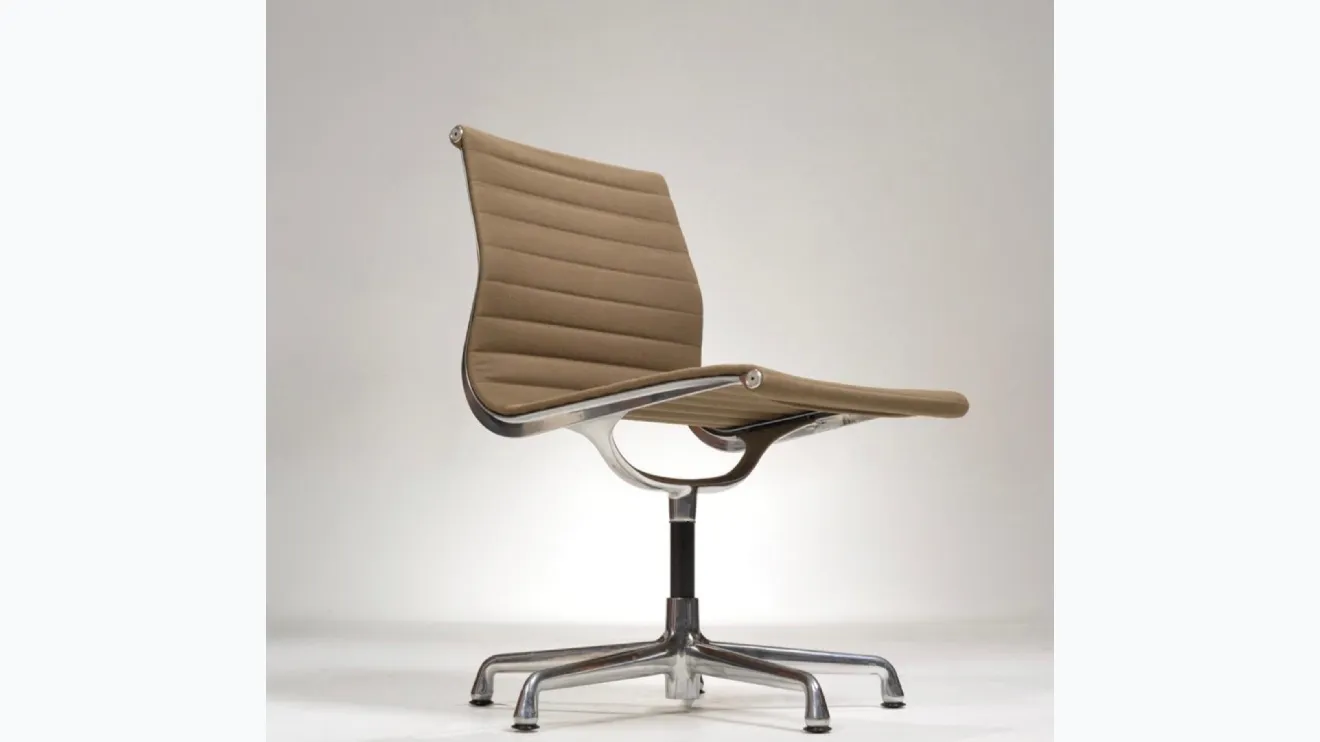 Chaise haute haute couture de Siger