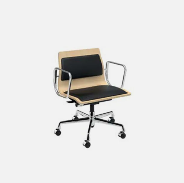 Chaise Rigel par Sigerico